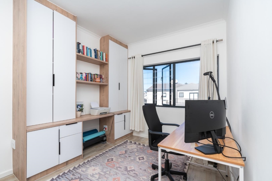 4 Bedroom Property for Sale in Sandown Western Cape